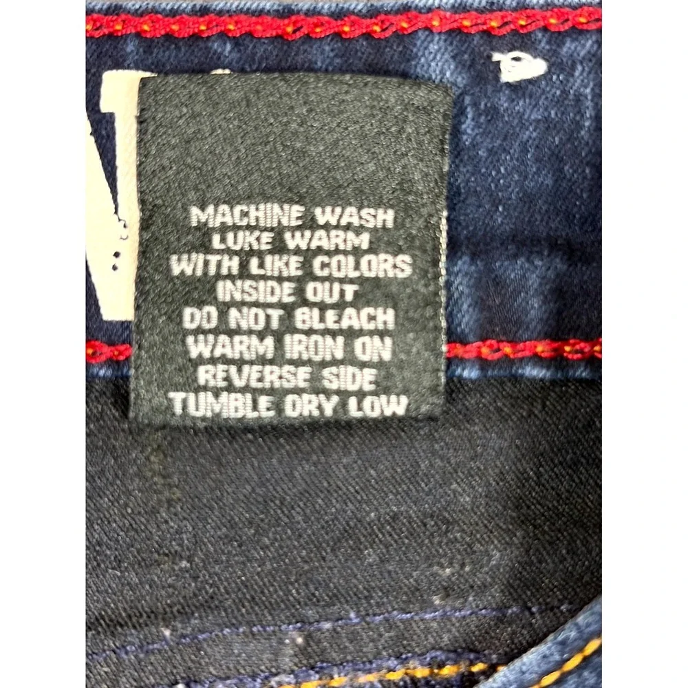 VIP Jeans Women 1/2 Blue Denim Medium Wash 5-Pockets Whiskered Skinny Leg Grunge